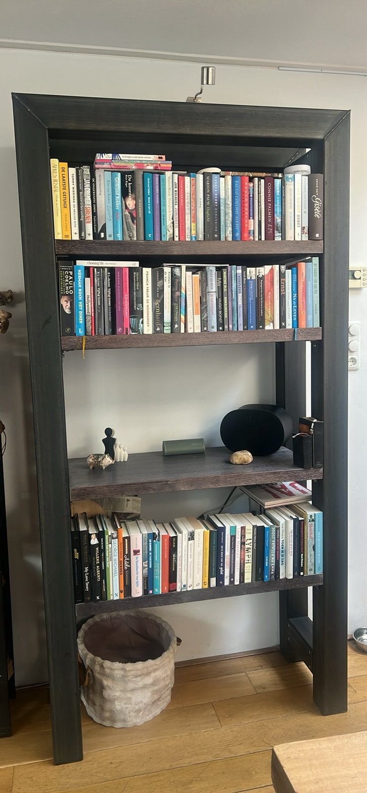 Robuuste Boekenkast met Metalen Frame en Houten Planken, Ophalen, Met plank(en), Gebruikt, 200 cm of meer