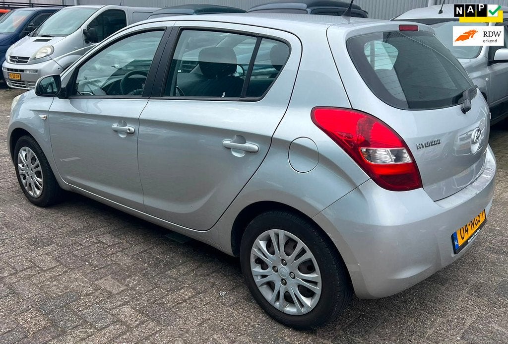 Hyundai I20 1.2i DynamicVersion rijdt super, Auto's, Hyundai, 450 kg, Gebruikt, 31 €/maand, 4 cilinders