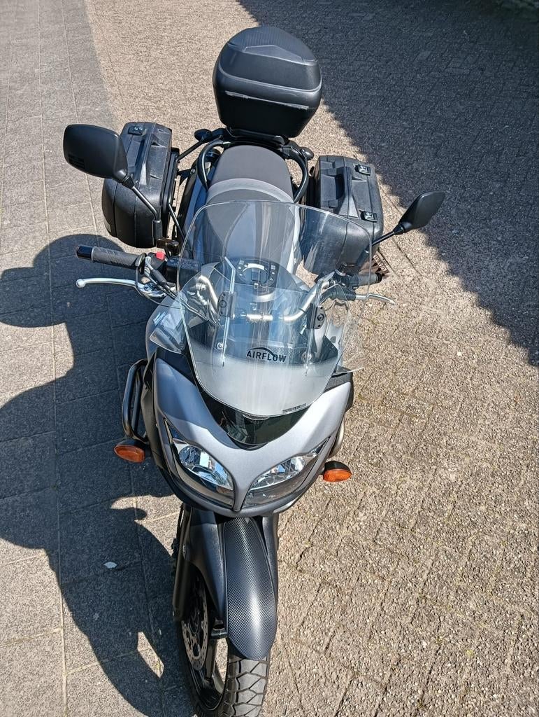 Suzuki V-Strom DL 650 -bouwjaar 2016 met complete uitrusting, Particulier