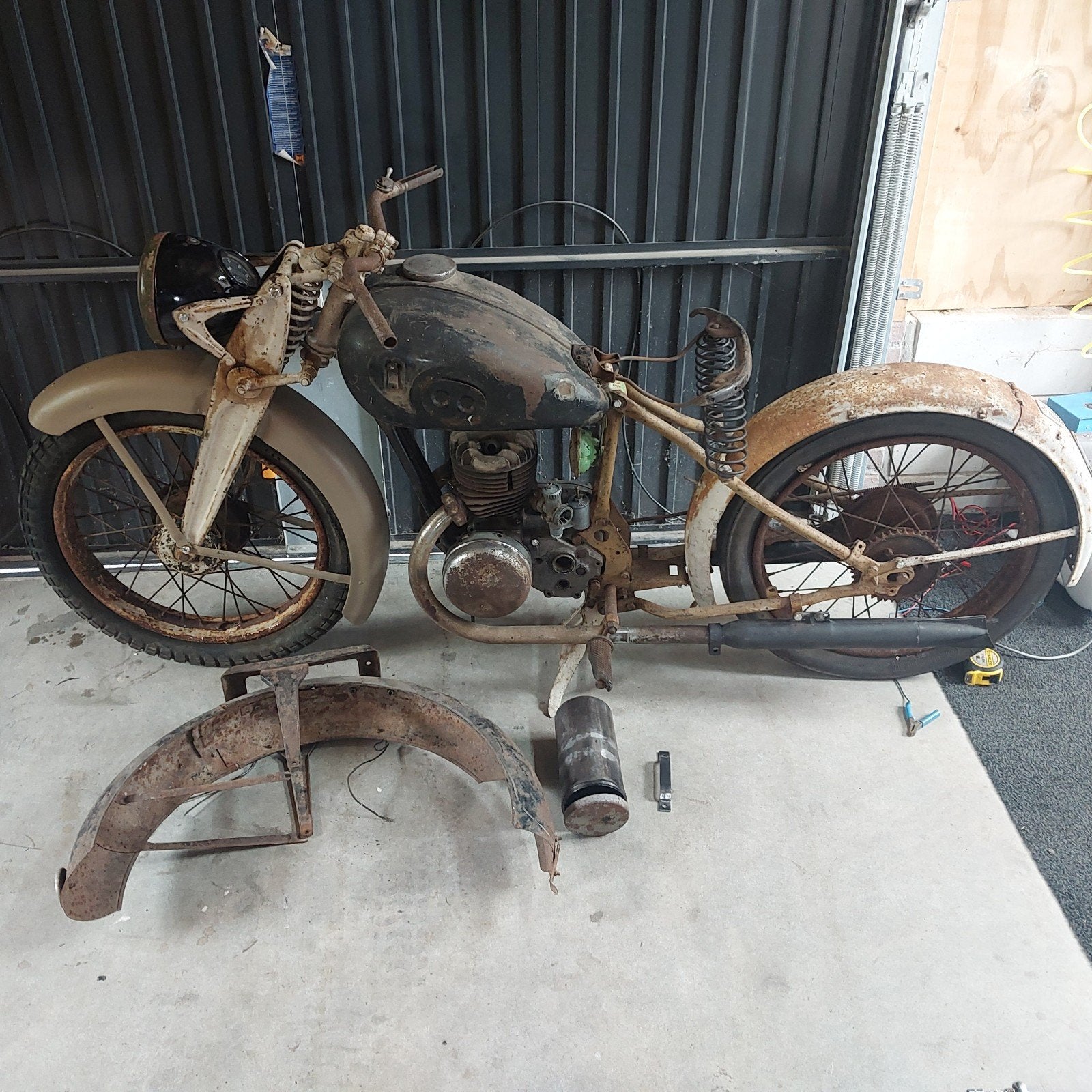 Zundapp DB 200 Project met onderdelen en framenummer, Ophalen, Gebruikt