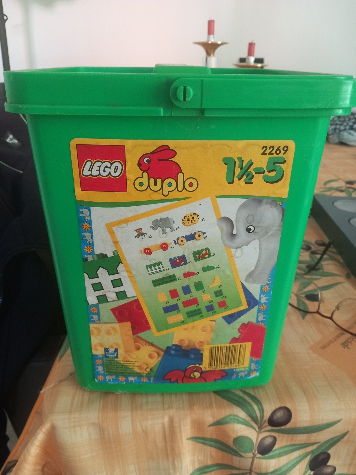 emmer gekleurde houten blokken, Ophalen