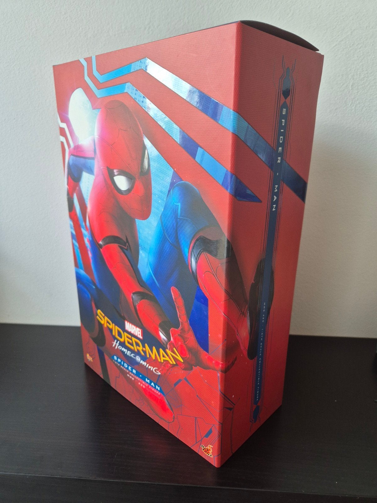 Hot Toys Spider-Man Homecoming normal version 1/6, Ophalen of Verzenden, Zo goed als nieuw