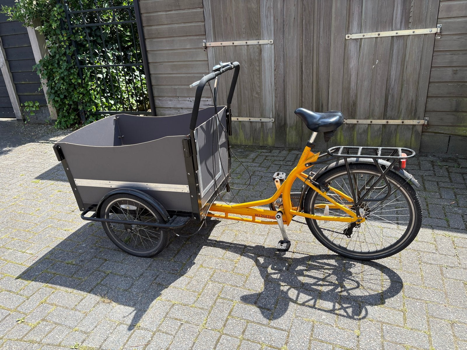 Bakfiets  7 versnellingen, Fietsen en Brommers, Fietsen | Bakfietsen, Gebruikt, Velgrem, 2 kinderen, Ophalen
