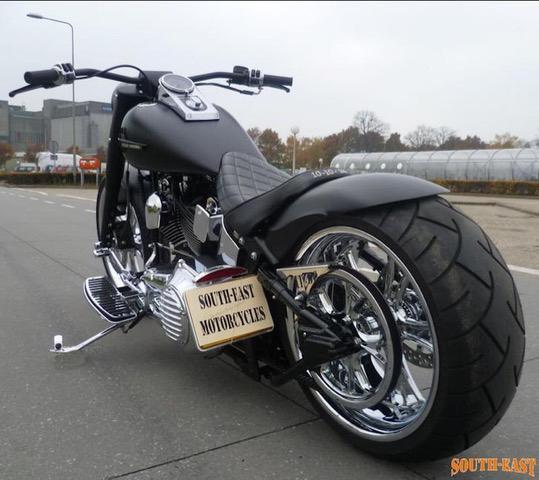 Harley-Davidson Softail Custom 1600cc-South-East Motorcycles, Motoren, Motoren | Harley-Davidson, 2 cilinders, Particulier, Meer dan 35 kW