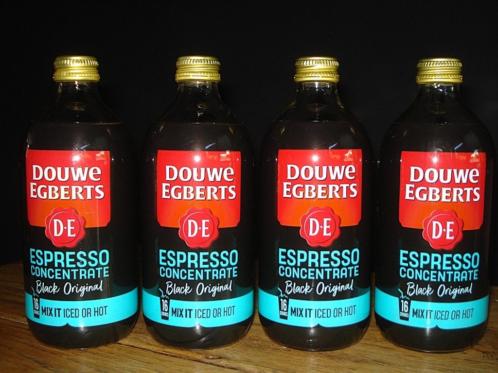 4 flessen Douwe Egberts Espresso koffie concentrate, Ophalen