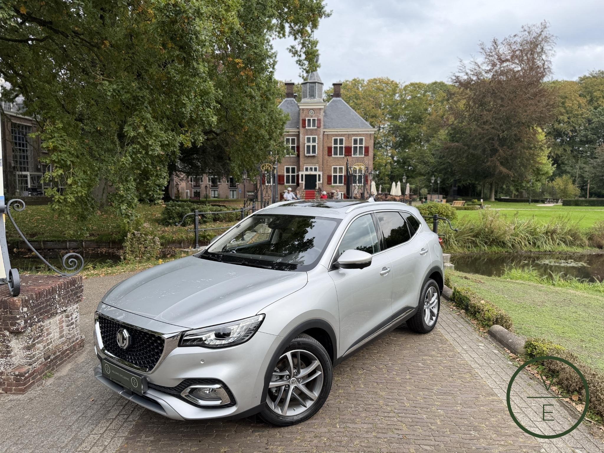 MG EHS 1.5 TGDI Luxury PHEV | Pano | Leder | 360 Camera |, Auto's, Gebruikt, 4 cilinders, 258 pk, Bedrijf