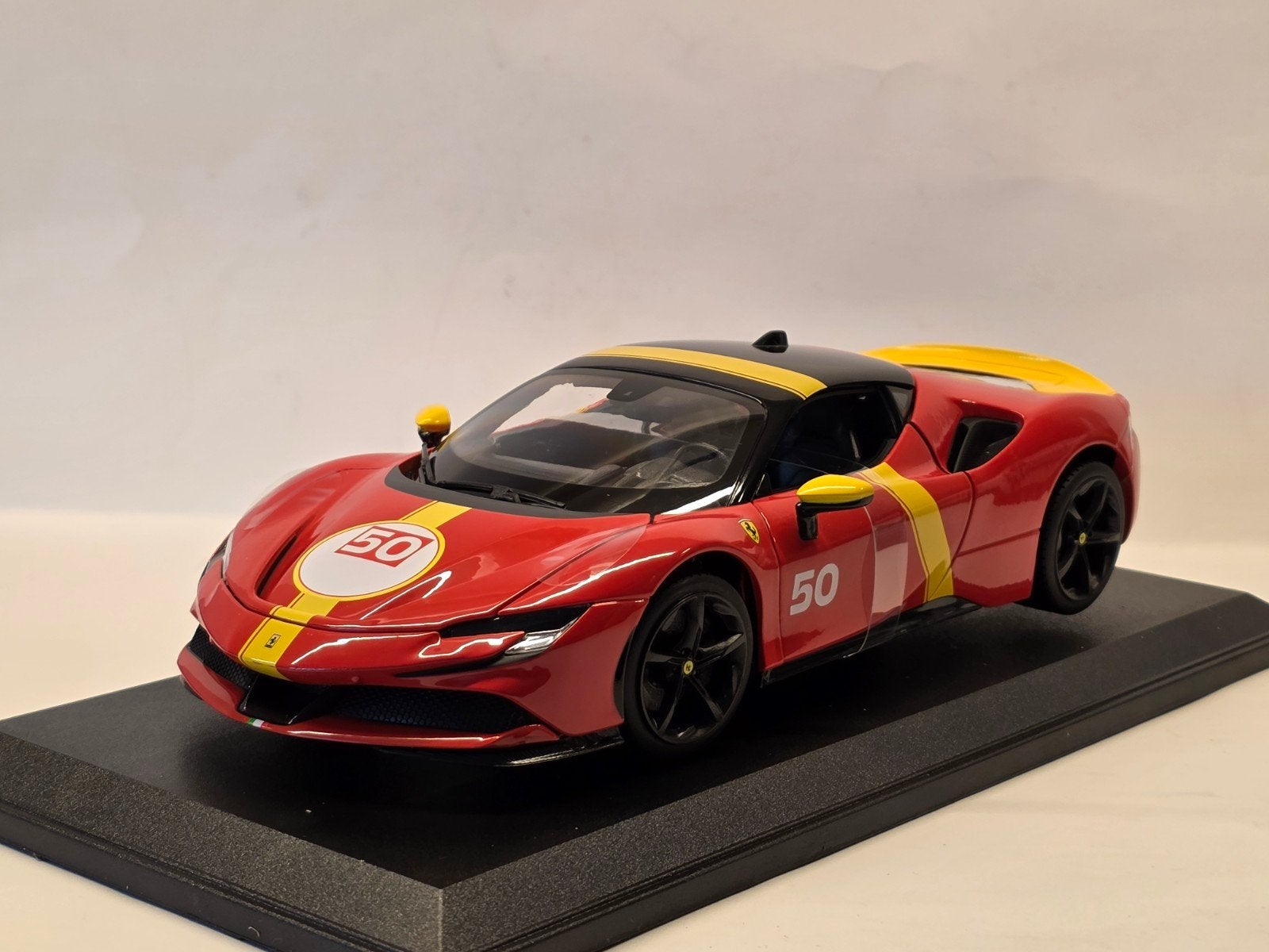 Bburago Ferrari SF90 Stradale Assetto Fiorano 1:18, Auto, Nieuw, Ophalen of Verzenden, Bburago