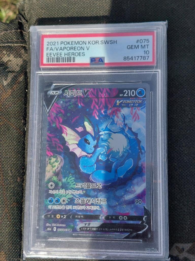 Pokémon  PSA 10 VAPOREAN V ALT ART KOREAN, Ophalen of Verzenden, Nieuw, Overige typen
