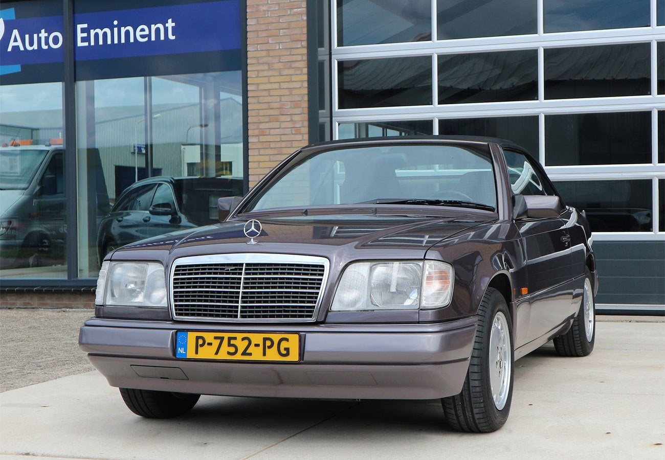 Mercedes-Benz E-klasse Cabrio 200 Topstaat H5 Bornit Karo 19, Auto's, 1998 cc, Cabriolet, 4 stoelen, Bedrijf