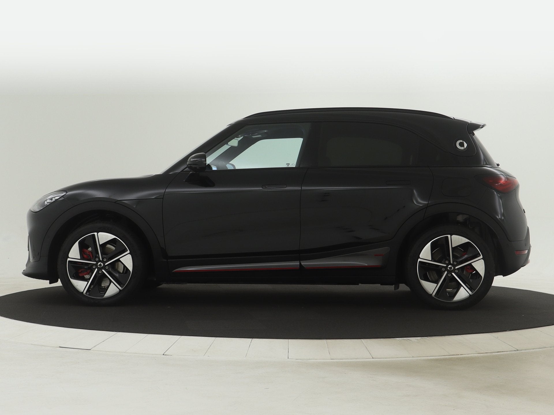 Smart #1 BRABUS 66 kWh Actieprijs € 40.500,- | Warmtepomp, Auto's, Automaat, Automatische klimaatregeling, 430 pk, Zwart