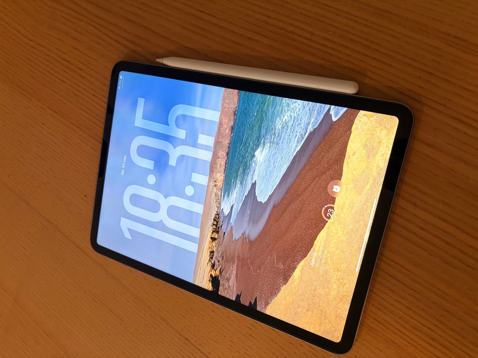 Foto 6 van Apple iPad Pro (2022) 11 inch 4e generatie met Apple Pencil