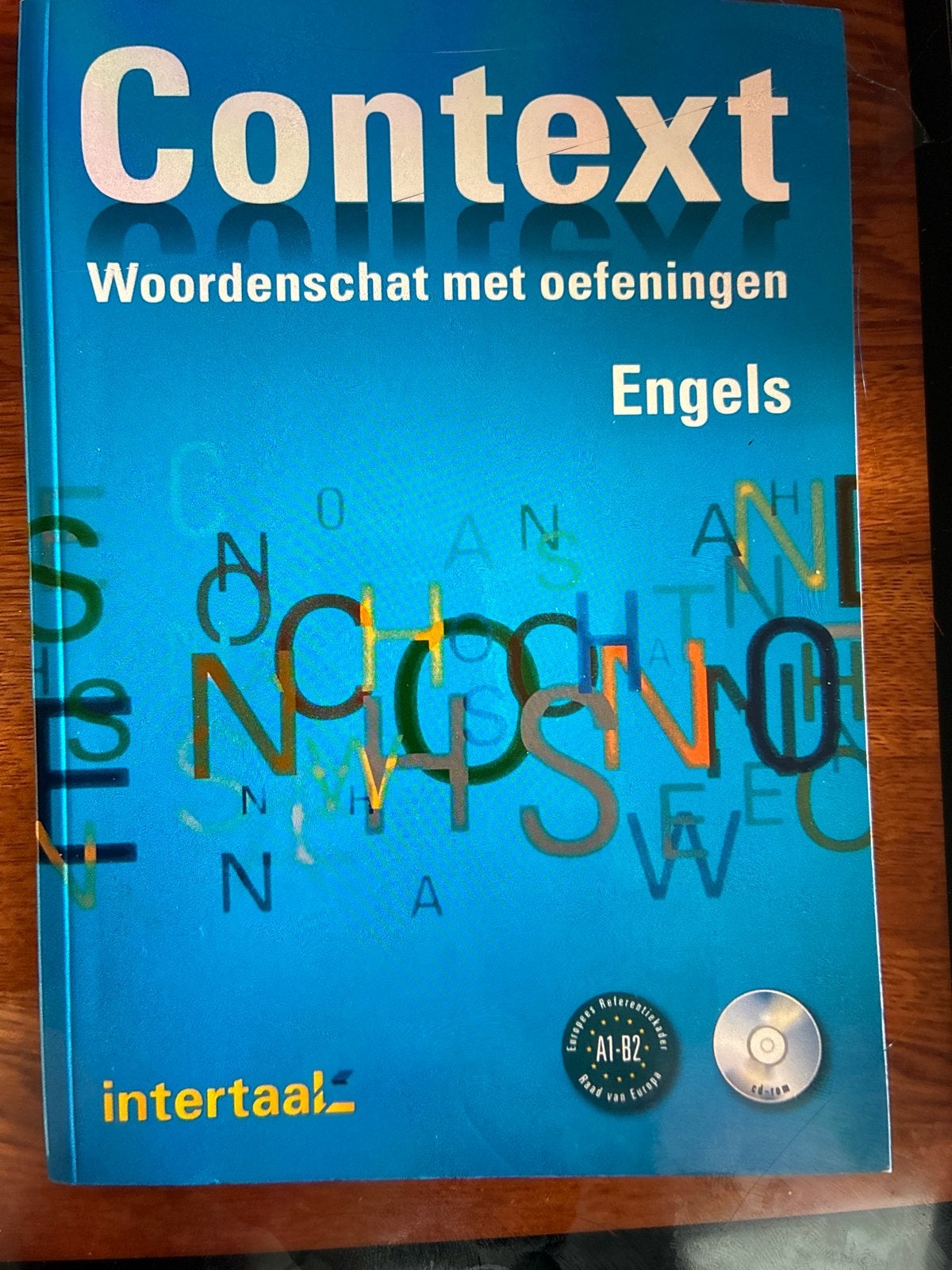 Context: Woordenschat met oefeningen Engels A1-B2, Ophalen of Verzenden, Zo goed als nieuw, Non-fictie