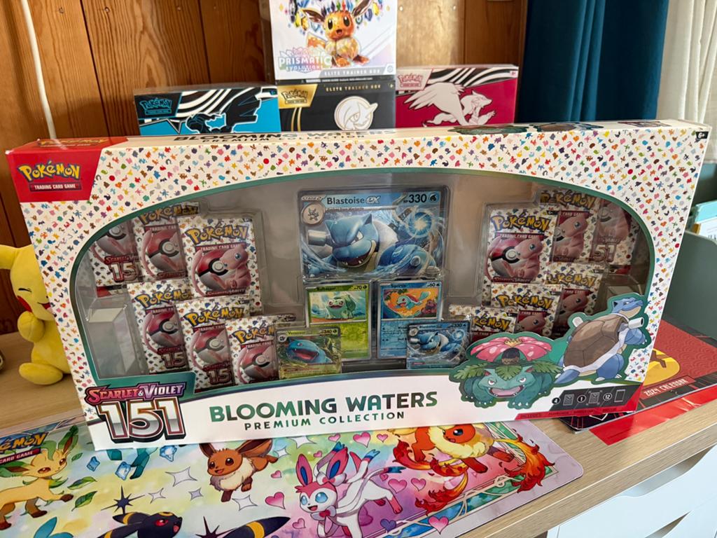 Pokemon 151 - Blooming Waters, Ophalen of Verzenden, Zo goed als nieuw