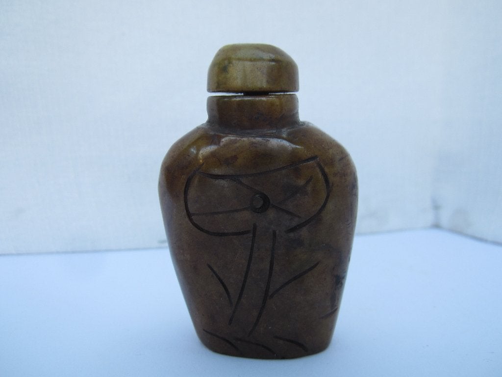 Chinese antieke jade snuiffles met snijwerk(#2719), Ophalen of Verzenden