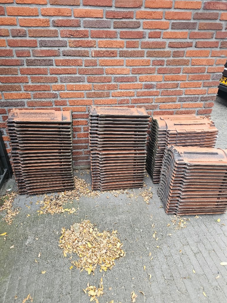Dakpannen - gratis af te halen, Ophalen, Overige materialen, Gebruikt, Minder dan 5 m²