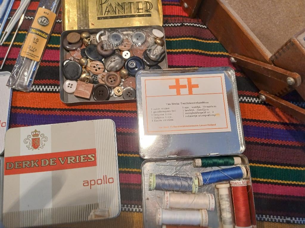 Naaibox, Ophalen, Huis en Inrichting