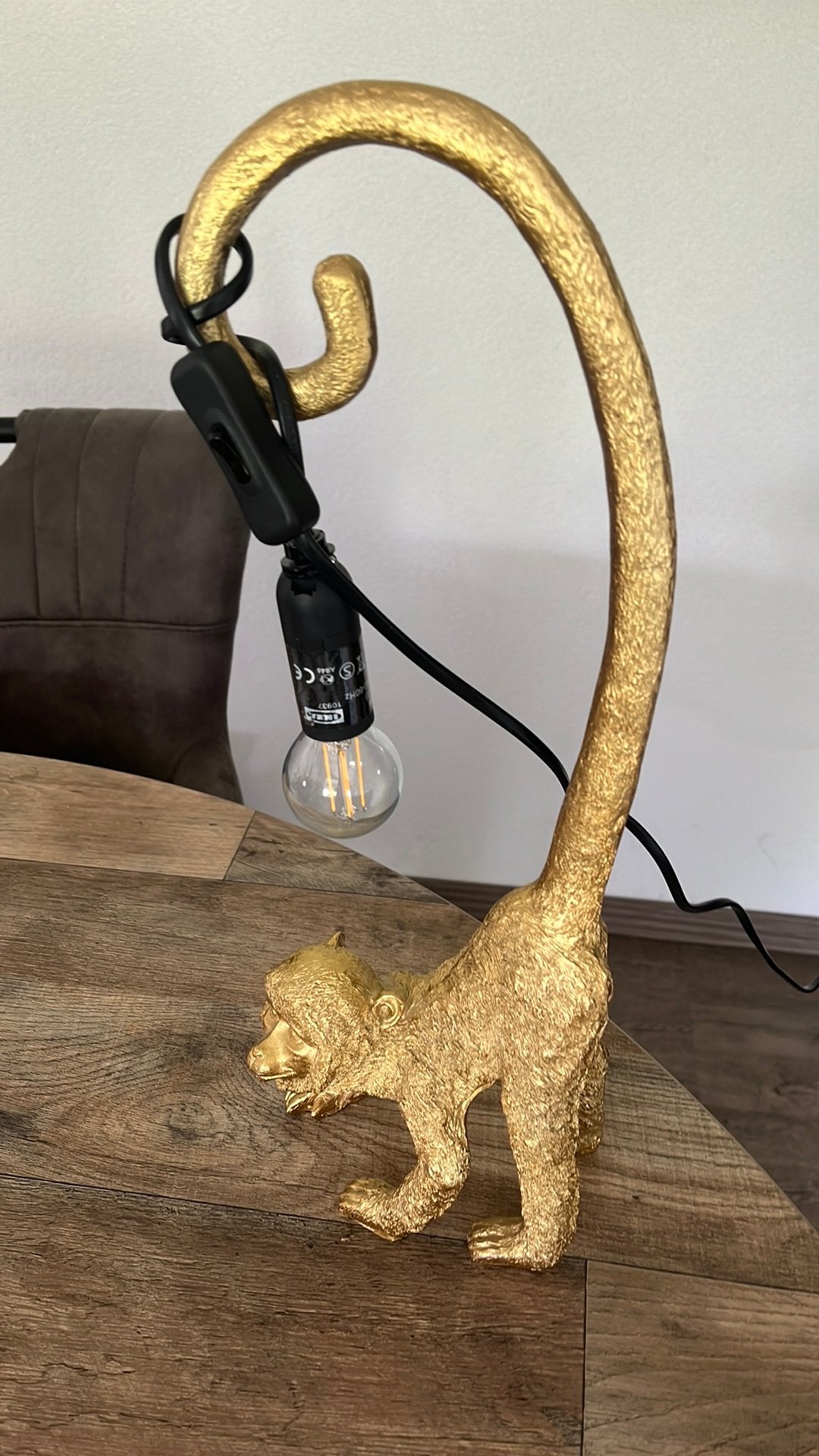 Gouden Apenlamp - Unieke Tafellamp, Huis en Inrichting, Lampen | Tafellampen, Ophalen of Verzenden, Zo goed als nieuw, Kunststof