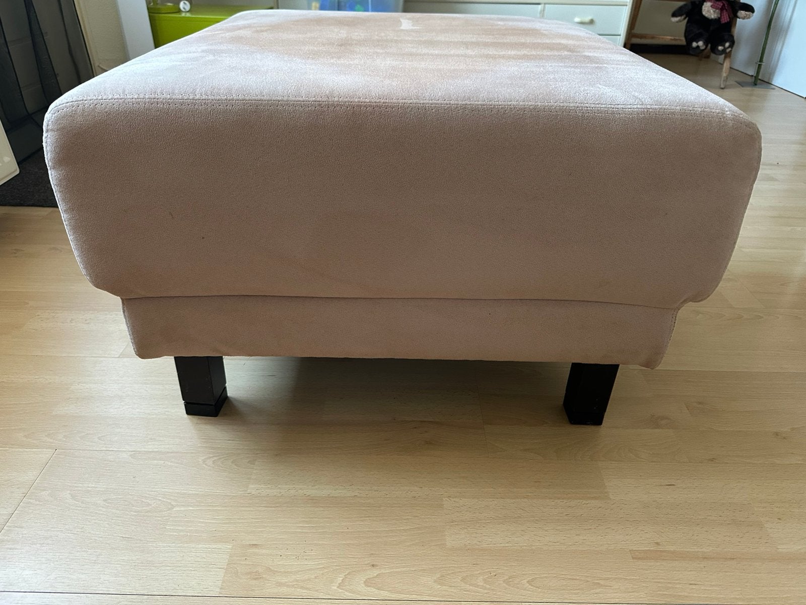 poef hocker voetenbank H45x72x72 Montaravleug stof beige, Huis en Inrichting, Ophalen, Gebruikt, 125 cm of meer, Vierkant