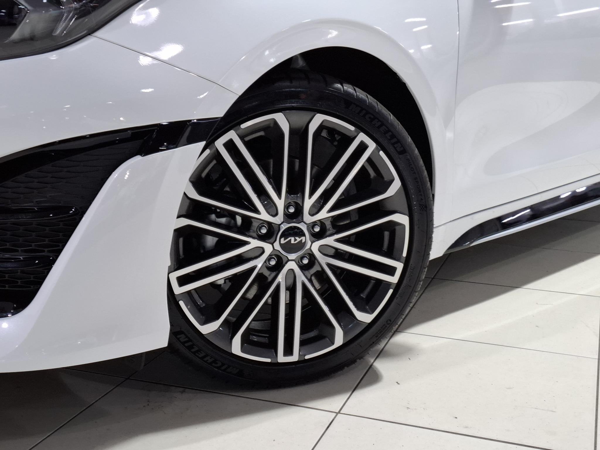 Kia ProCeed 1.5 T-GDi GT-PlusLine AUTOMAAT NL Auto, 10 jaar, Auto's, 1325 kg, Gebruikt, Euro 6, 4 cilinders
