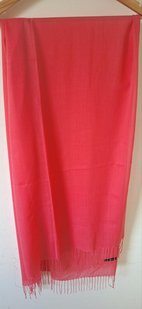 Prachtige koraalrode kasjmier pashmina sjaal, Kleding | Dames, Mutsen, Sjaals en Handschoenen, Maat 46/48 (XL) of groter, Nieuw