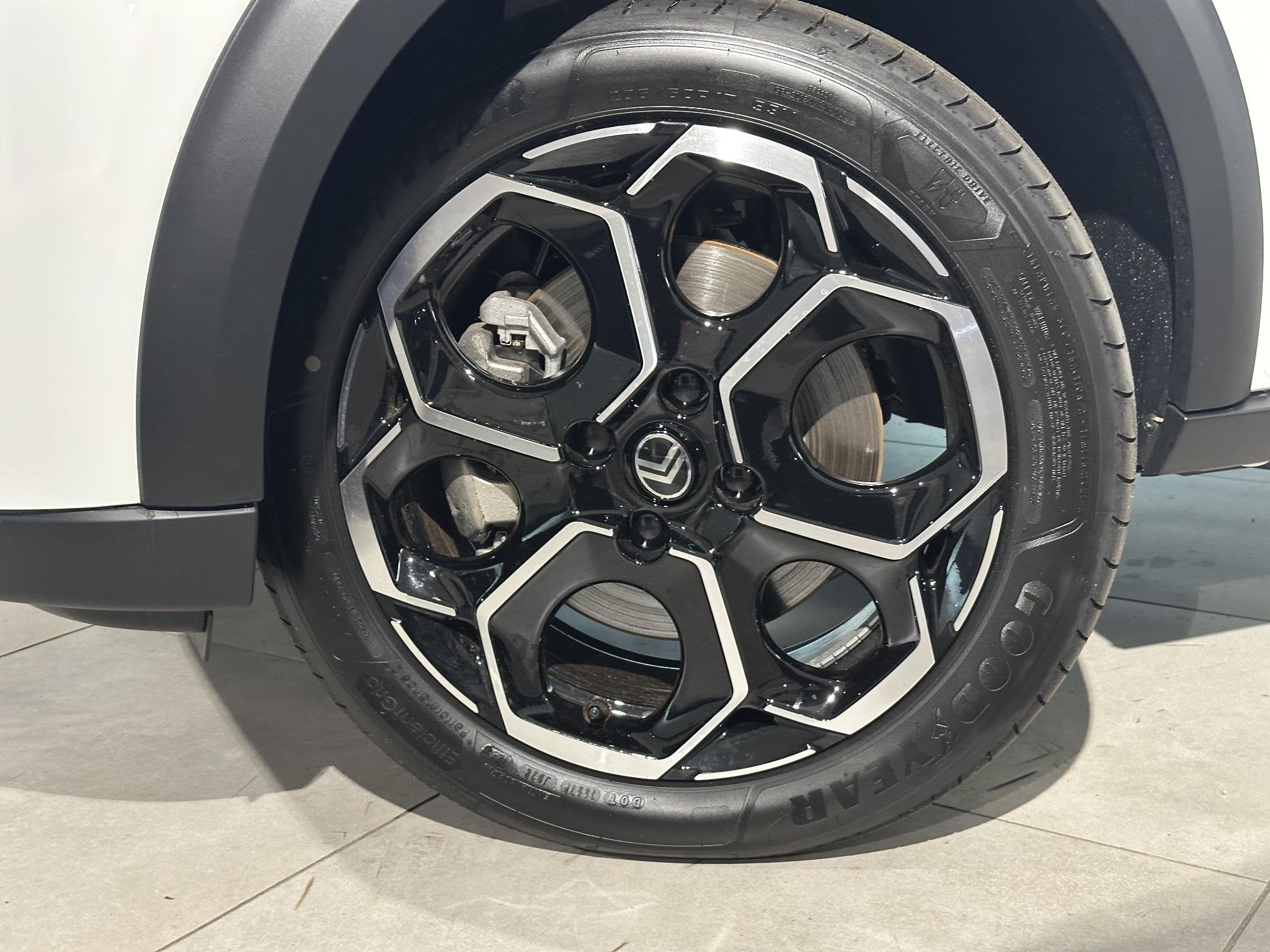 Citroen Ë-C3 Max 113pk Comfort Range 44 kWh | DIRECT LEVERB, 12 maanden, Leder en Stof, Origineel Nederlands, Grijs