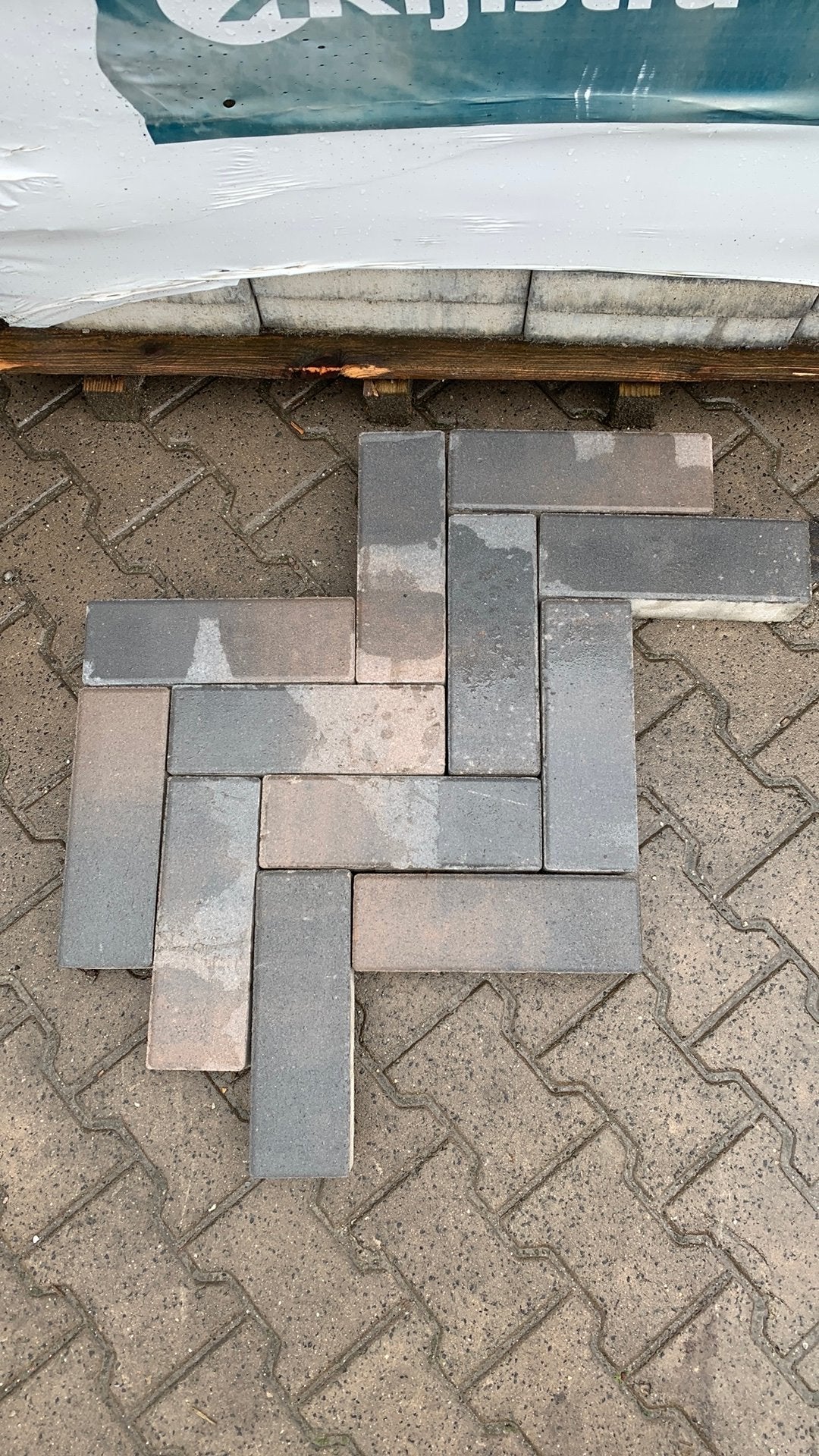 Patio longstone 7cm nero/grey B-keus, Klinkers, Nieuw, Ophalen of Verzenden, 10 m² of meer