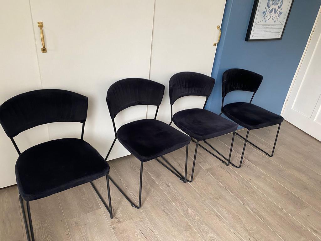 Set van 4 zwarte velours eetkamerstoelen, Ophalen, Gebruikt, Zwart, Vier