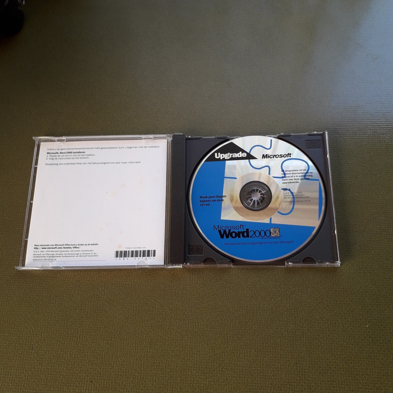 Microsoft Word 2000 met product key, Ophalen