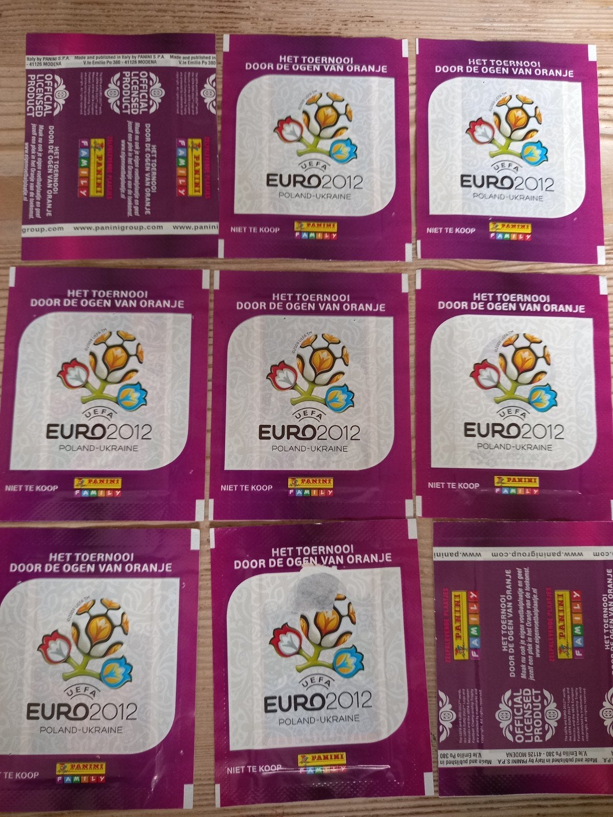 Panini Euro 2012 stickers - 9 ongeopende zakjes