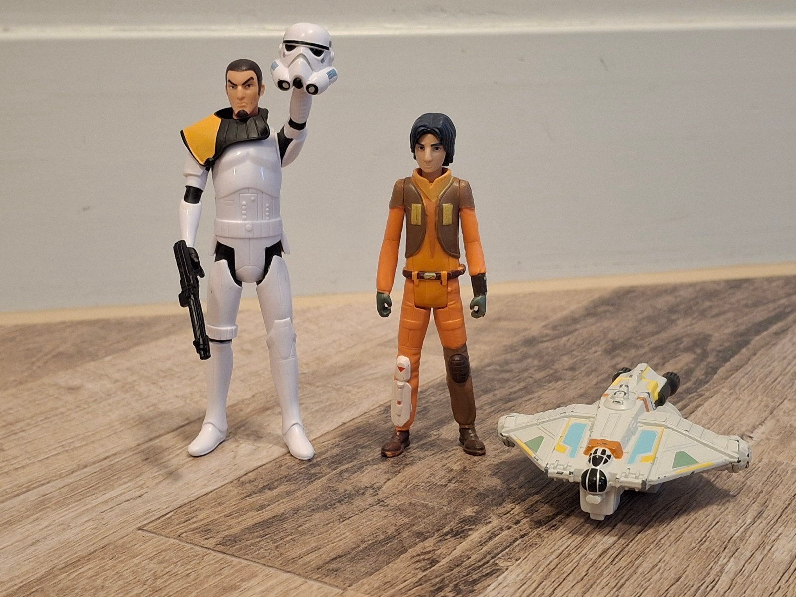 Star Wars Modern Rebels Ezra Bridger en Kanan Jarrus & Ghost, Verzamelen, Ophalen of Verzenden, Zo goed als nieuw, Actiefiguurtje