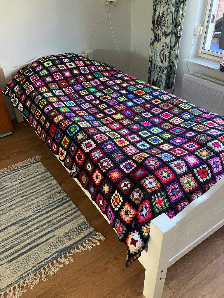 Sprei of plaid van granny squares 1.35 x 2.25 cm, Ophalen of Verzenden, Gebruikt
