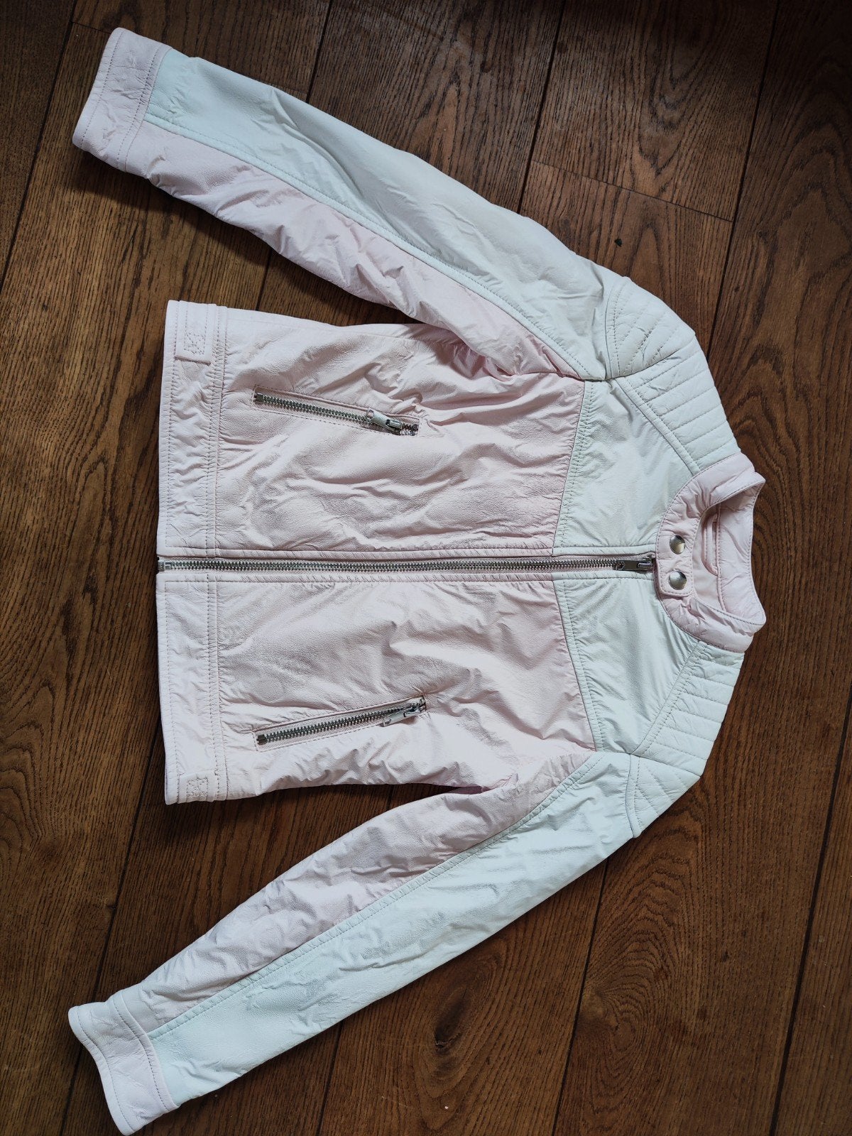 Leuke meisjesjas maat 140 - Ideaal voor voorjaar/zomer, Ophalen of Verzenden, Gebruikt, Meisje, Jas