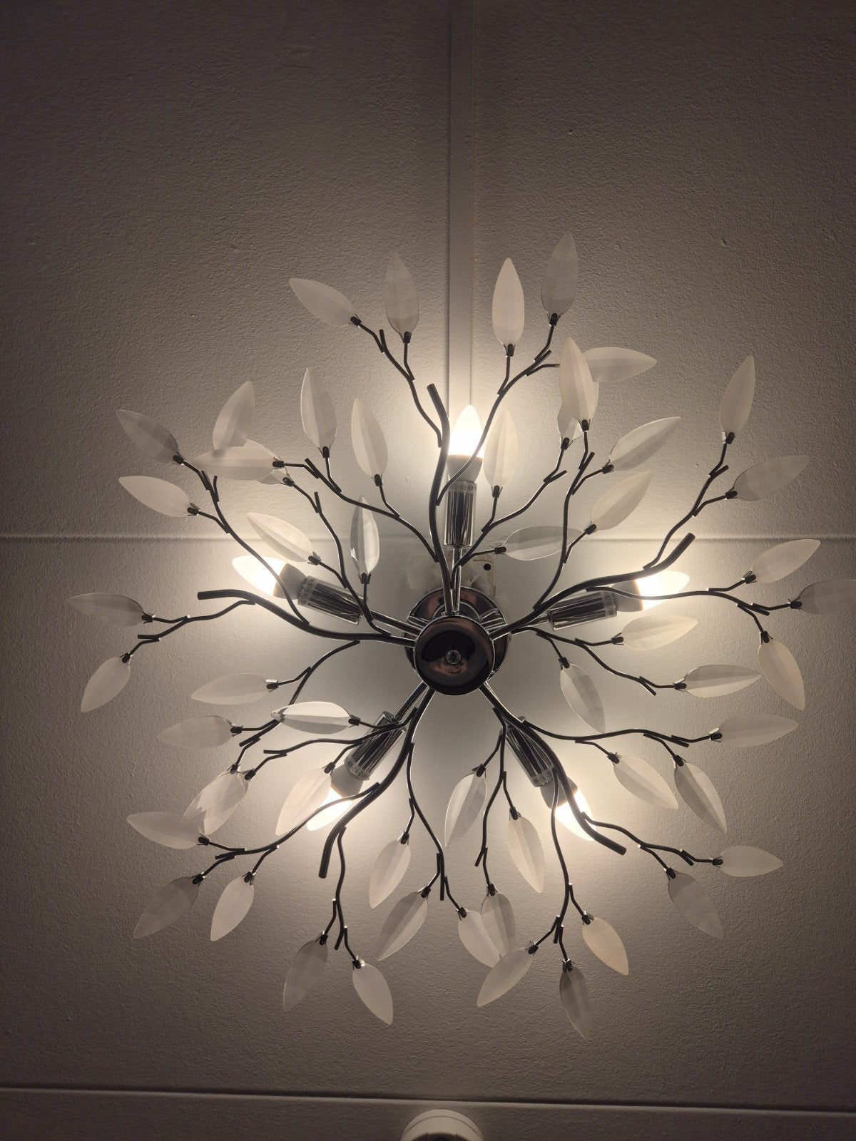 Plafondlamp met blaadjes design - sfeervolle verlichting, Metaal, Gebruikt, Ophalen of Verzenden, Zilver