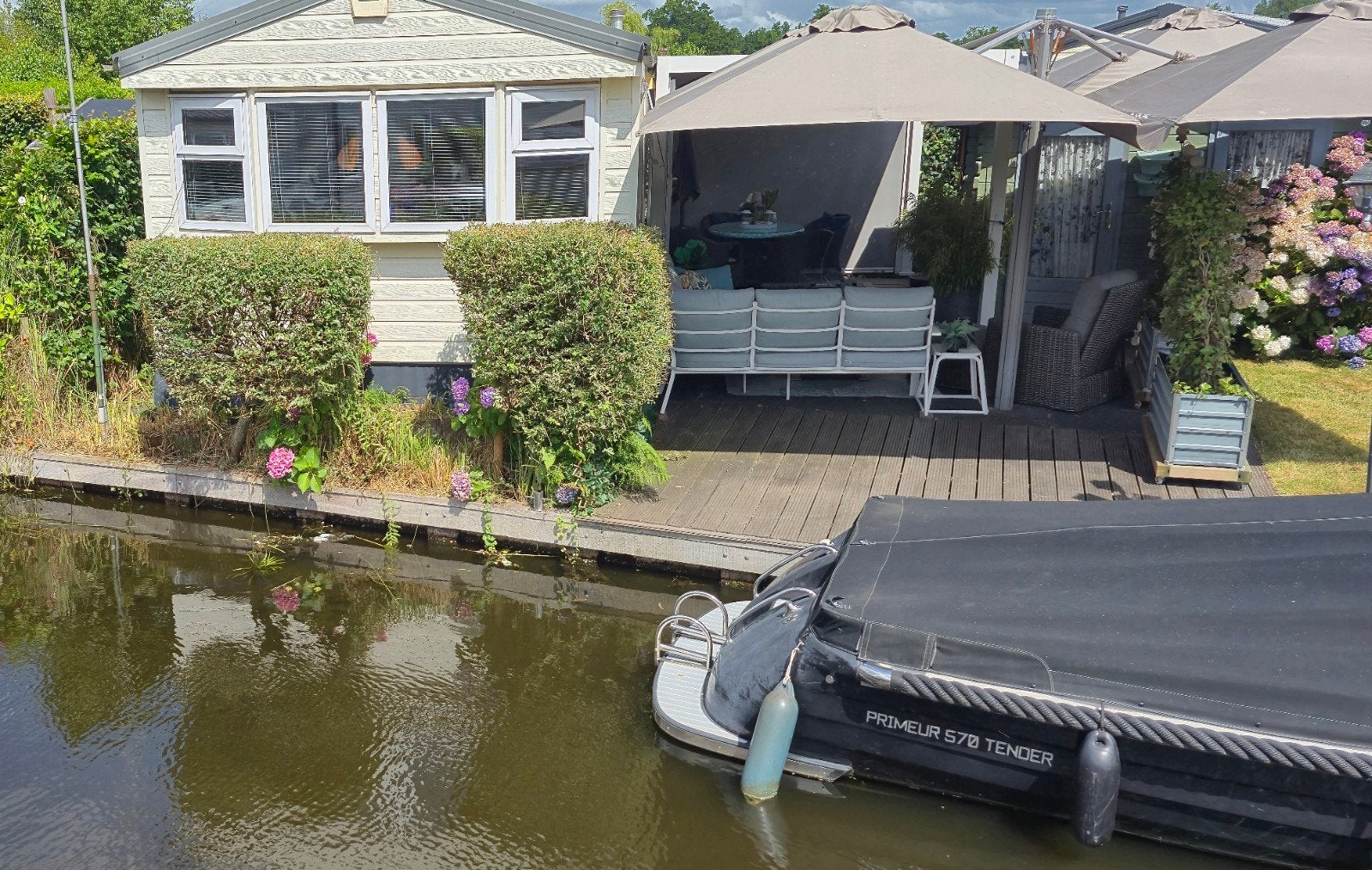 Te koop stacaravan en sloep 'op' Giethoorn, Caravans en Kamperen, Overige merken, Rondzit, Kachel, Particulier
