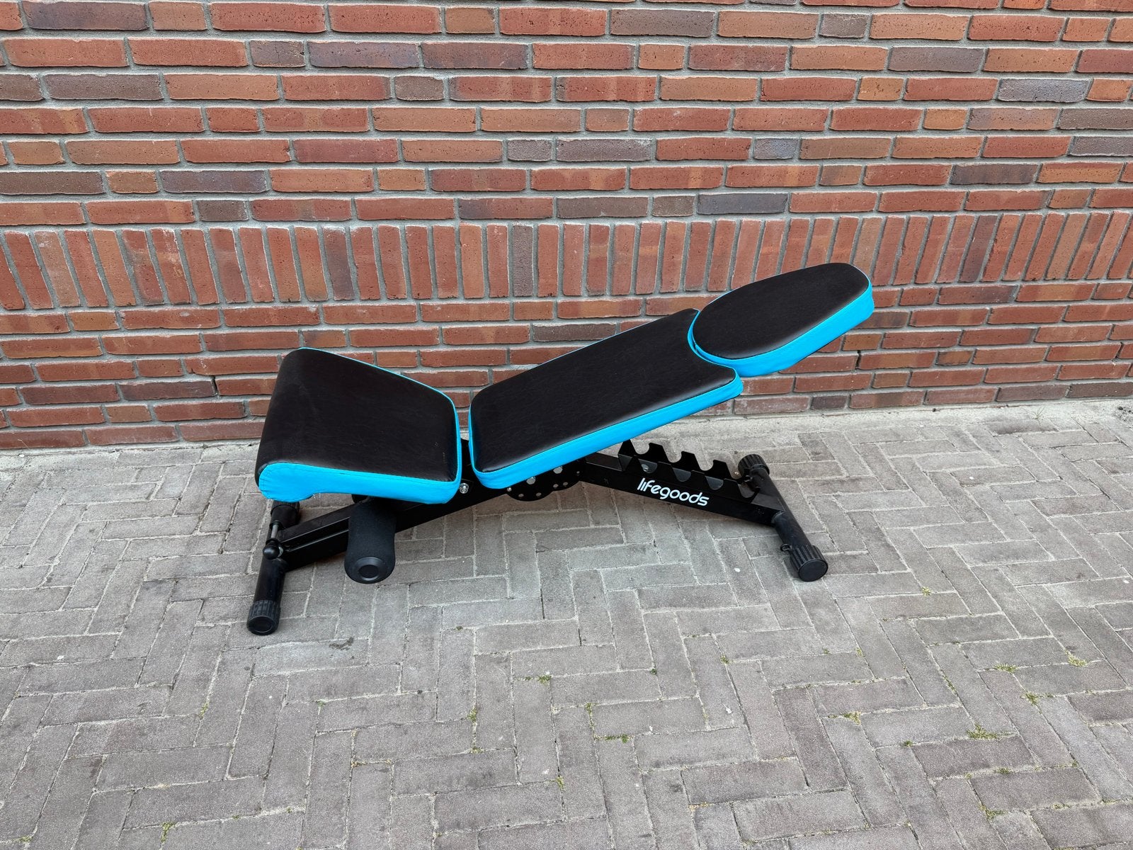 LifeGoods Verstelbare Fitnessbank - Zwart/Blauw, Ophalen, Zo goed als nieuw, Armen, Fitnessbank