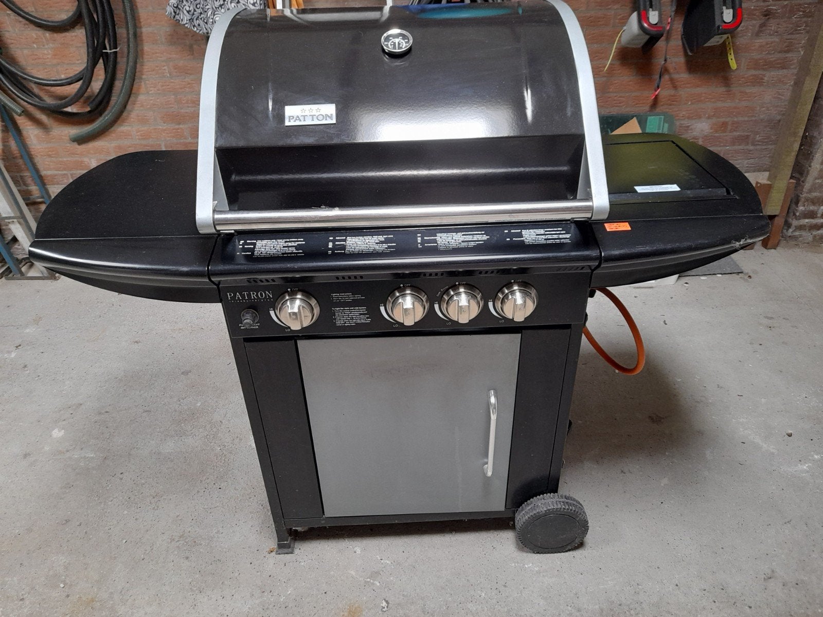 Patton gas barbecue, Ophalen