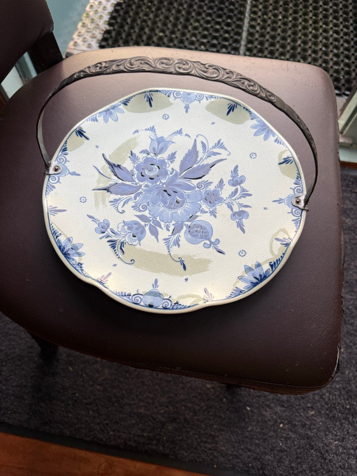 Antiek Delfts Blauw Schaal met Handvat - Bloemmotief, Antiek en Kunst, Ophalen