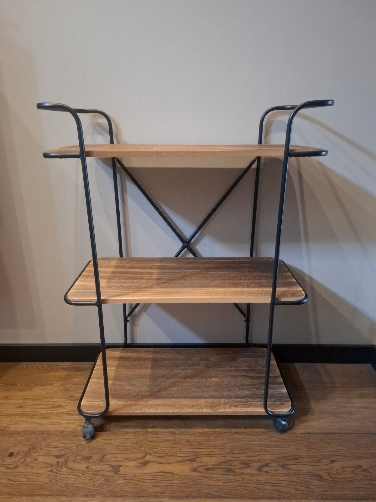 Bakkers kast/rek op wieltjes zwart frame, Ophalen, Gebruikt