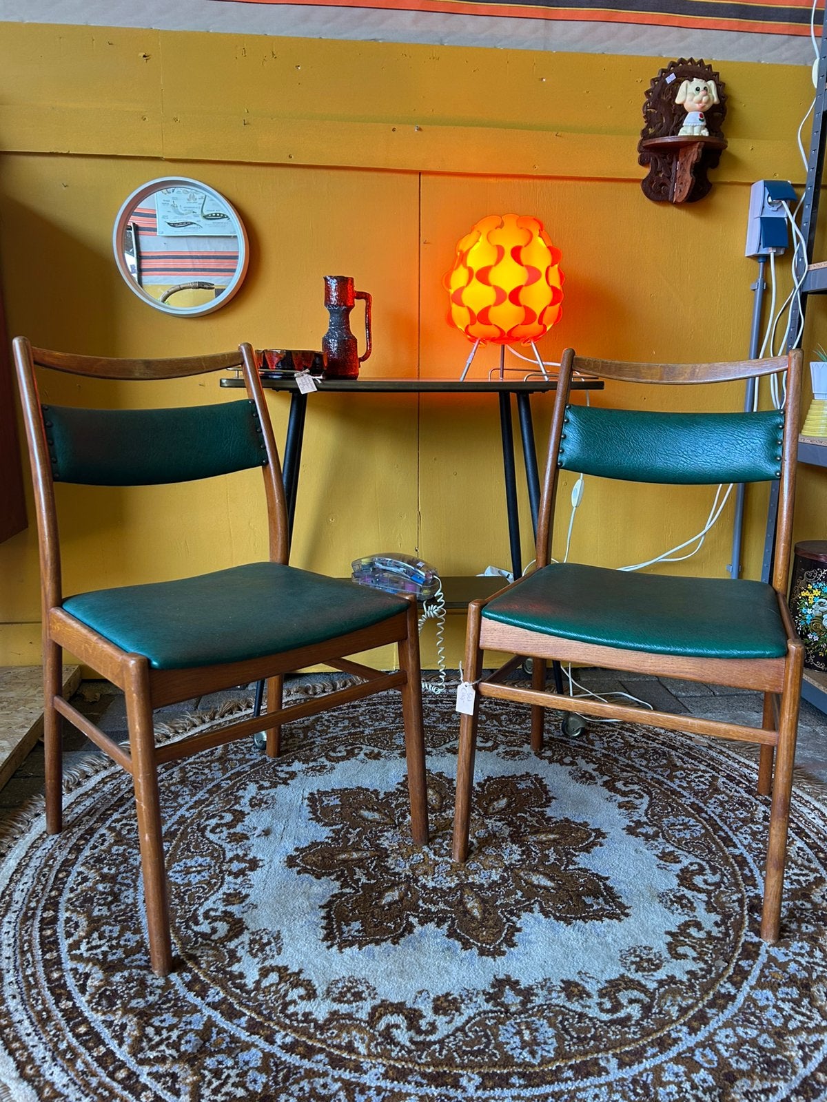 2 vintage jaren 60 teak houten eetkamer stoelen/ stoelen, Ophalen, Twee, Bruin, Vintage