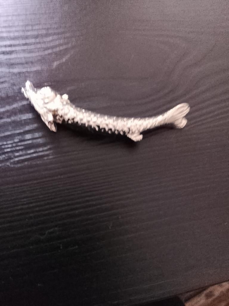 Vintage metalen vis beeldje, Antiek en Kunst, Ophalen of Verzenden