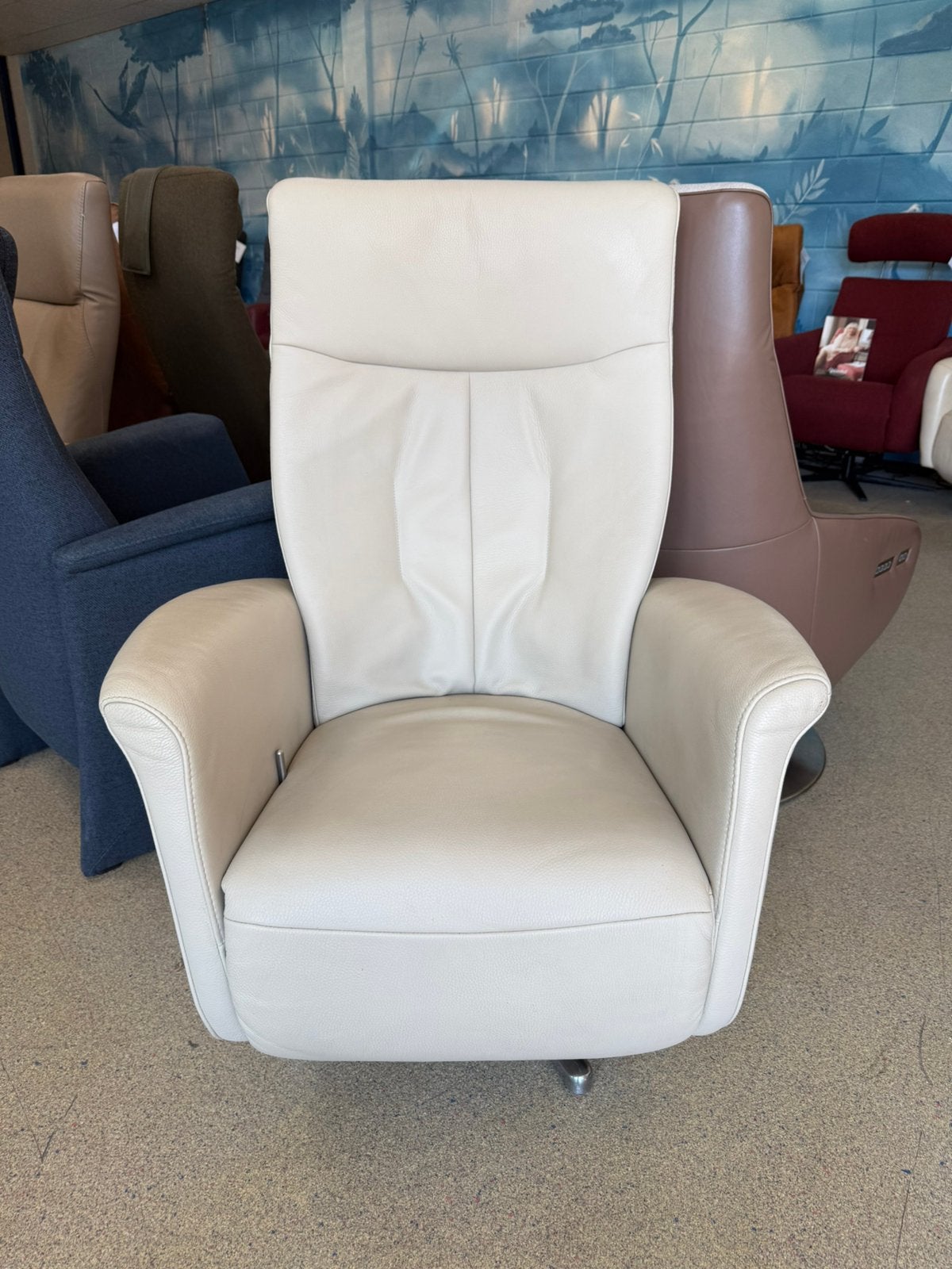 De Toekomst relax fauteuil verstelbare stoel draaivoet