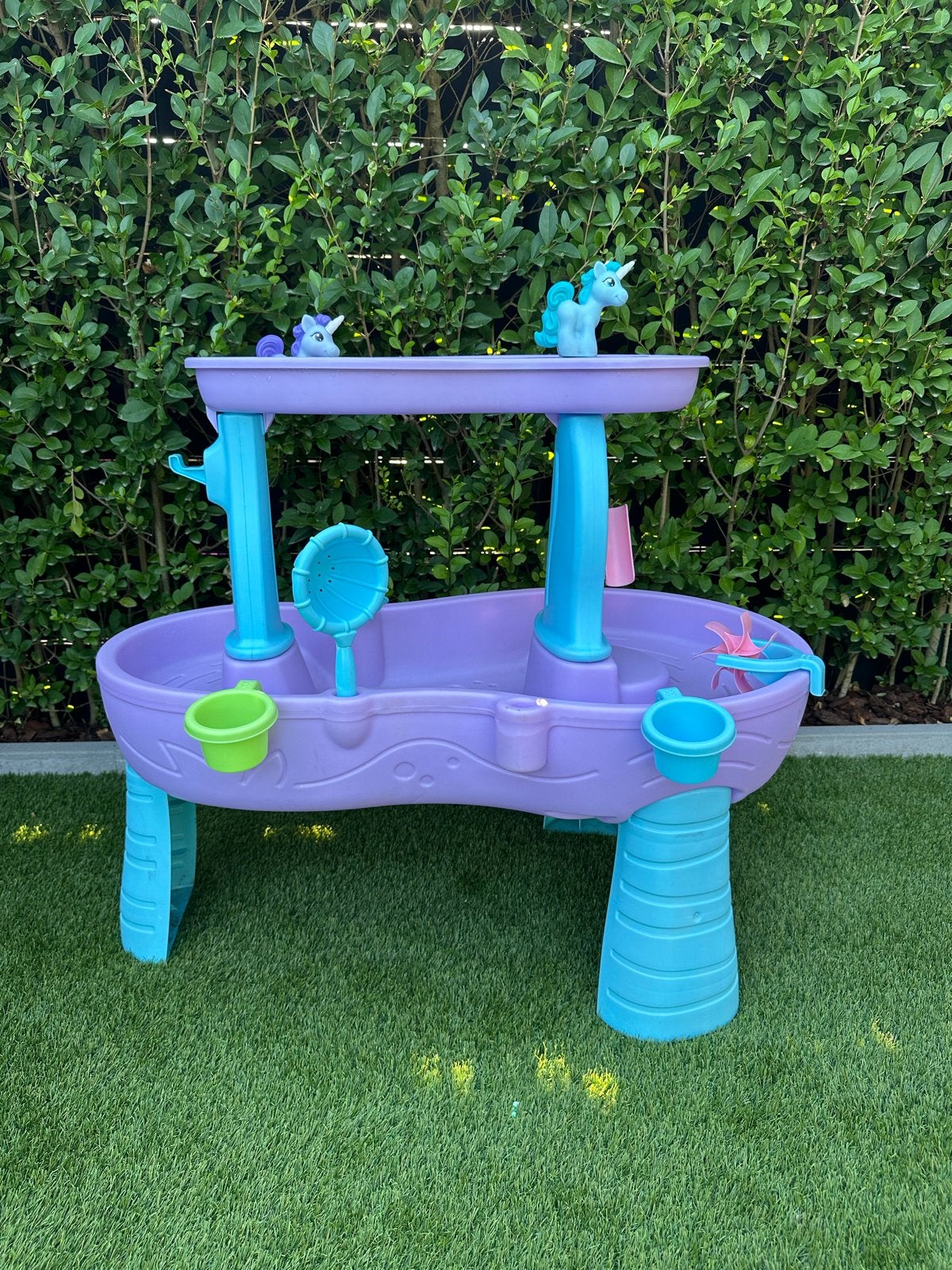 Step2 Rain Showers & Unicorns Watertafel, Ophalen, Zo goed als nieuw