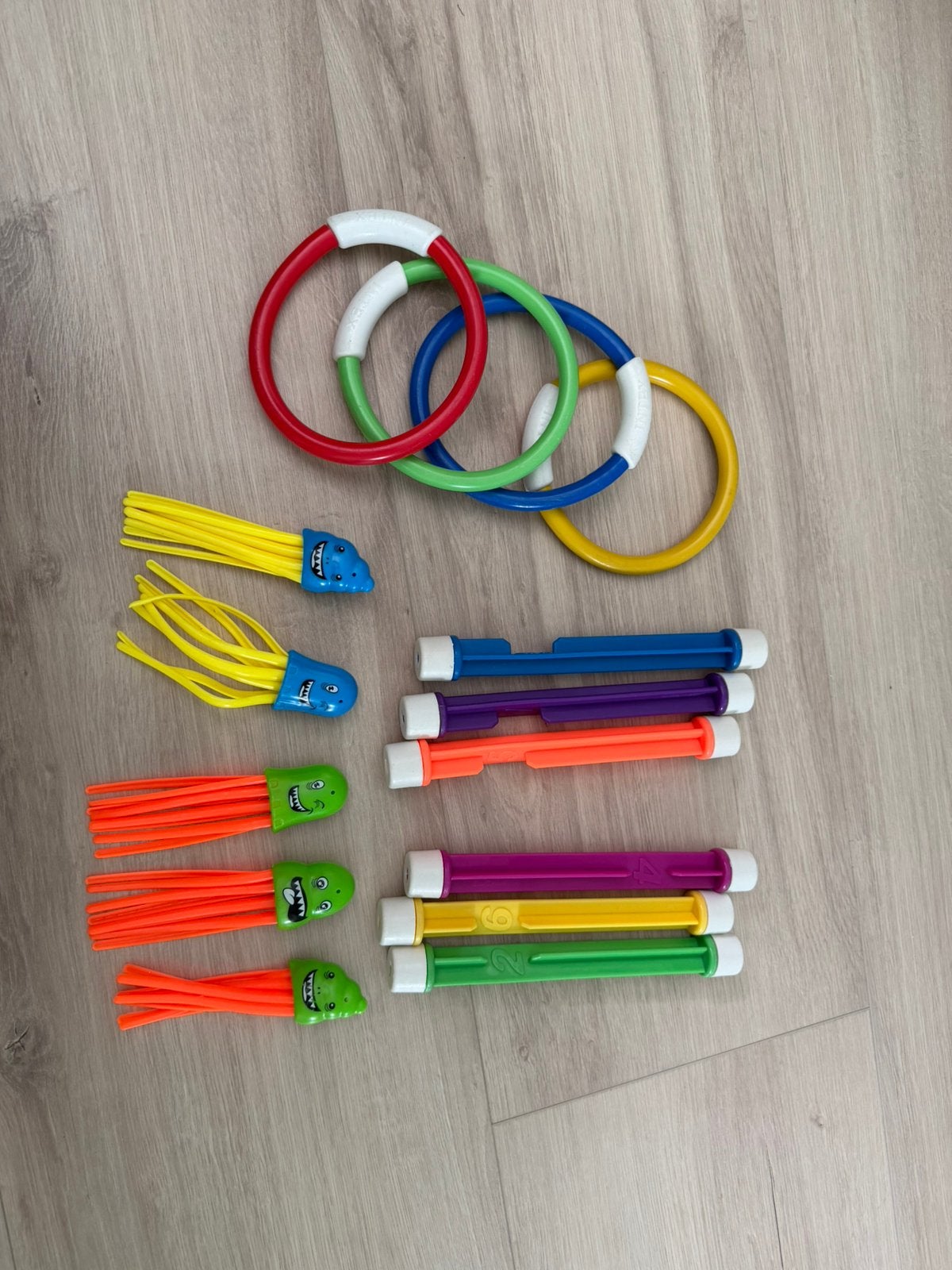 Zwemspeeltjes, duikspeelgoed set, Gebruikt, Bewegende onderdelen, Duikspeelgoed, Intex