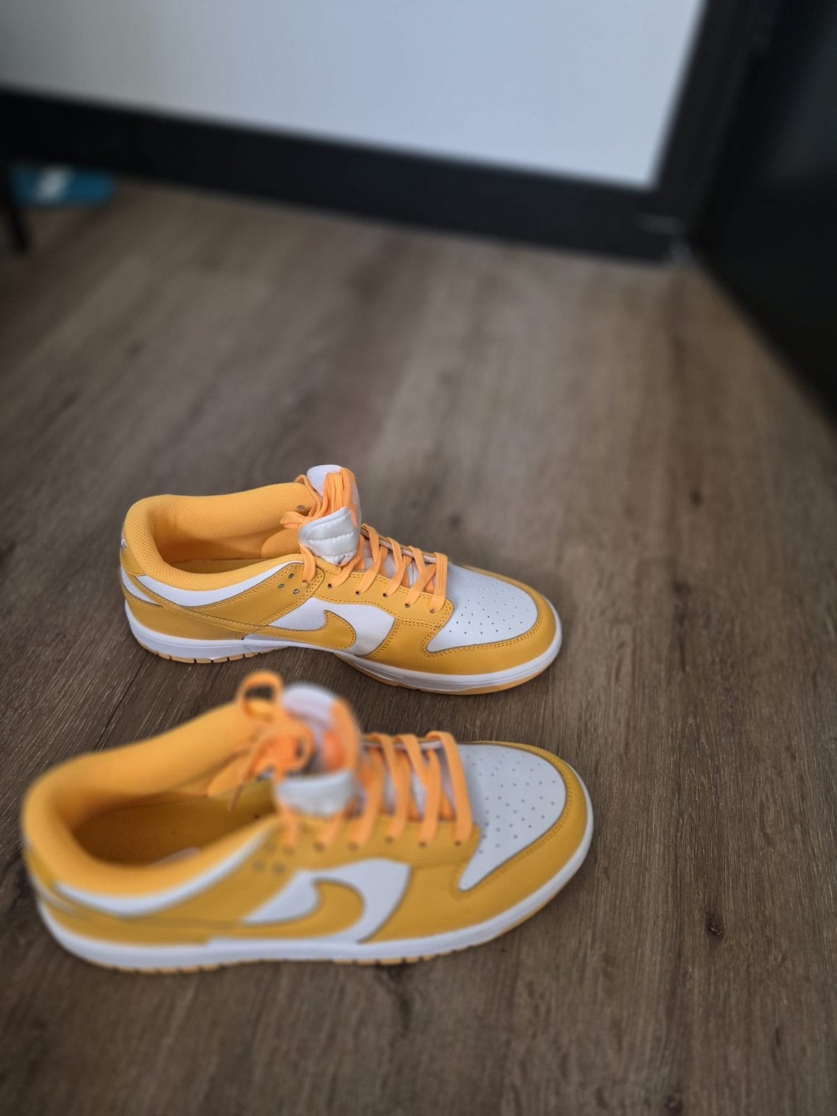 Nike Dunk Low Oranje, Ophalen of Verzenden, Zo goed als nieuw, Oranje, Sneakers of Gympen