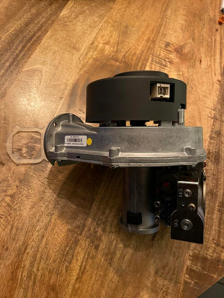Nefit Smartline ventilator en motor 3-weg klep, Minder dan 30 cm, Hoog rendement (Hr), Cv-ketel of Combi-ketel, Minder dan 60 cm