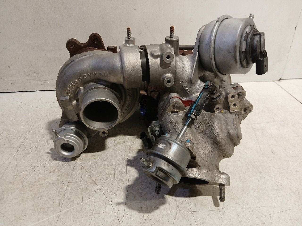Turbo Mazda 6, Onderdelen@venauto.nl, Van der Ven Autorecycling B.V., Gebruikt, Ettenseweg 76, 4706 PB Roosendaal, The Netherlands