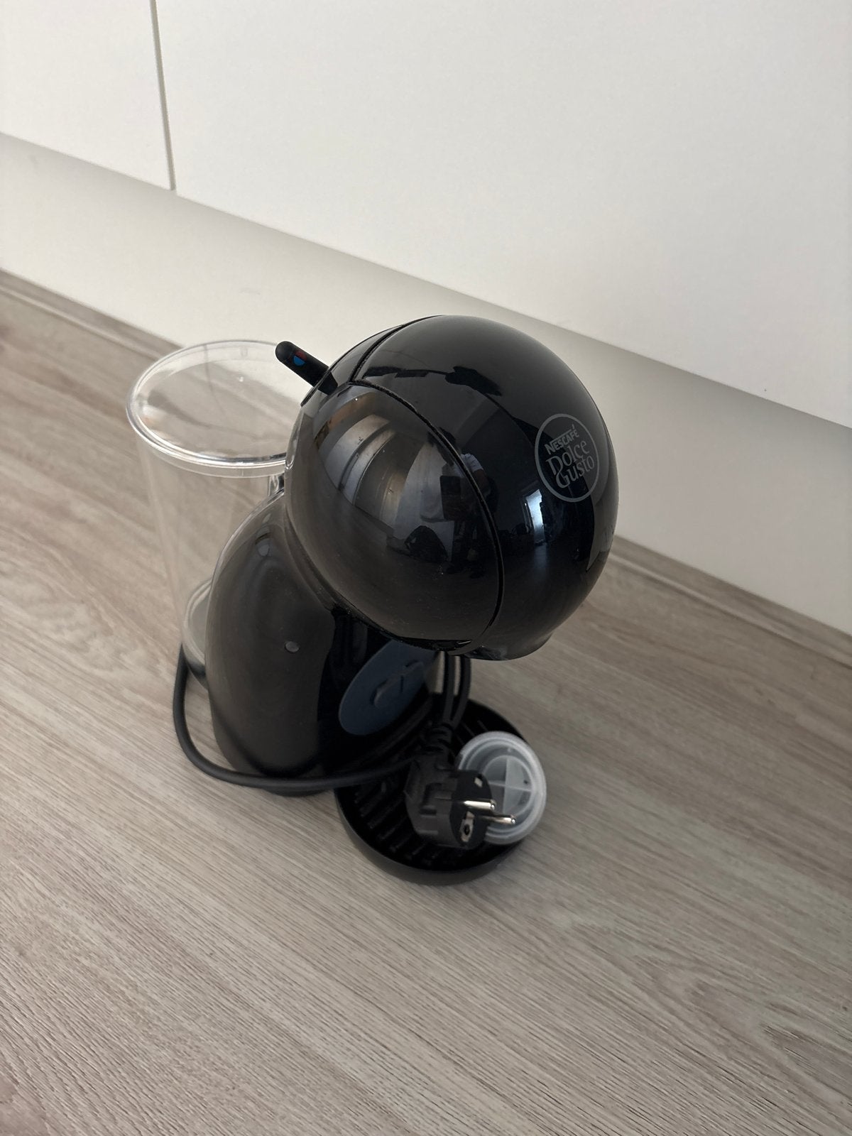 Nescafé Dolce Gusto koffiezetapparaat - Zwart, Witgoed en Apparatuur, Koffiezetapparaten, Ophalen, Gebruikt, Koffiemachine, 1 kopje