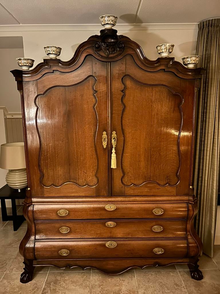 Prachtig 18e-eeuws EIKENHOUTEN KABINET (Noord-Nederlands), Ophalen