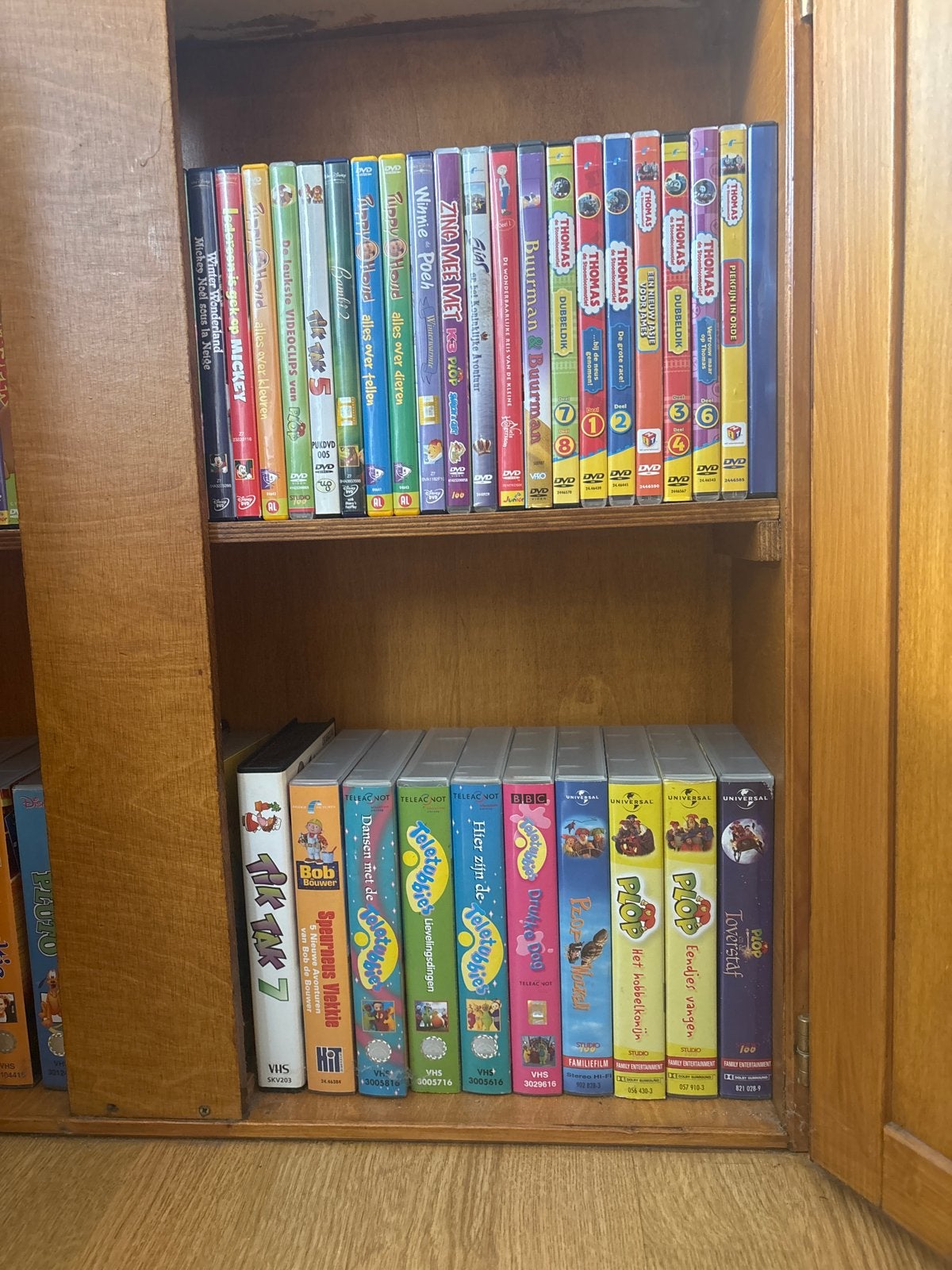 Grote collectie kinderfilms en series op DVD en VHS, Gebruikt, Animatie, Alle leeftijden, Nederlands