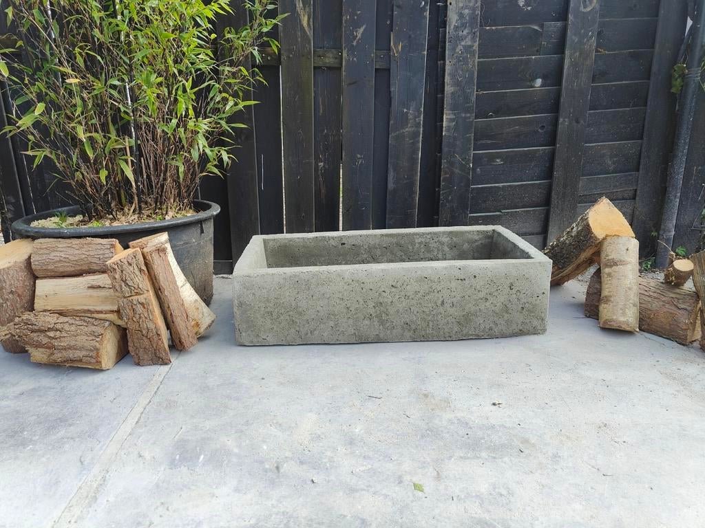 Mooie langwerpige betonnen trog waterbak ornament winterhard, Ophalen of Verzenden, Rond